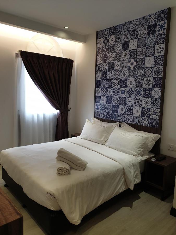 Styles Hotel Malacca Exterior foto